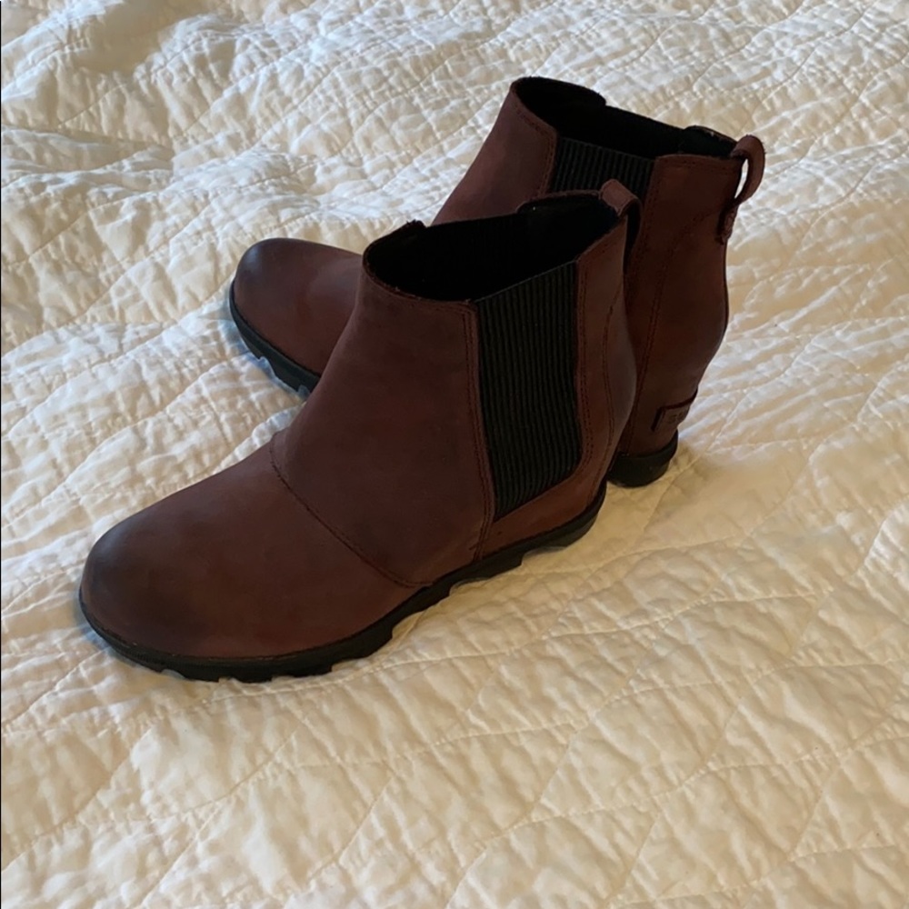 Sorel Joan of Arctic Wedge II Chelsea Booties